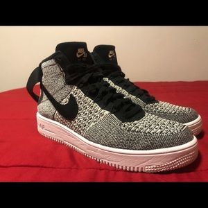 Nike Air Force 1 Flyknit